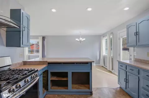 Kitchen - 8100 E 20th Ave, Anchorage, AK 99504 photo 4 of 4