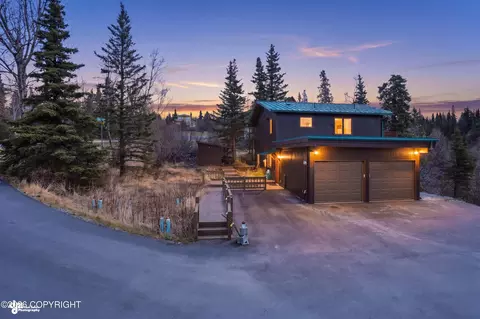 15261 Snow Flake Cir, Anchorage, AK 99516