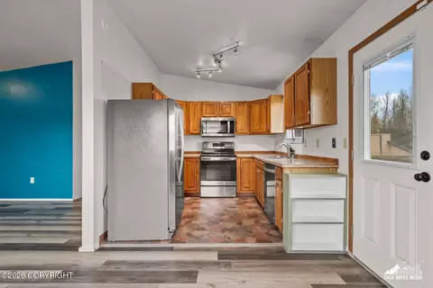 Kitchen - 6910 Ryan Ct, Anchorage, AK 99504 photo 1 of 6