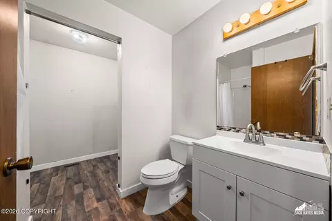 Bath - 6910 Ryan Ct, Anchorage, AK 99504 photo 2 of 2