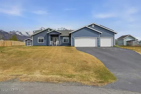 245 N Ayrshire Cir, Palmer, AK 99645