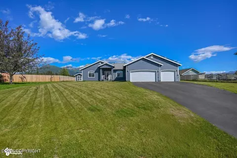 245 N Ayrshire Cir, Palmer, AK 99645
