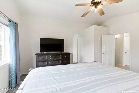 Bedroom - 11027 Kaskanak Dr, Eagle River, AK 99577 photo 3 of 6