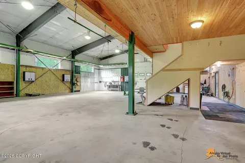 15120 E Mercedes Dr, Talkeetna, AK 99676
