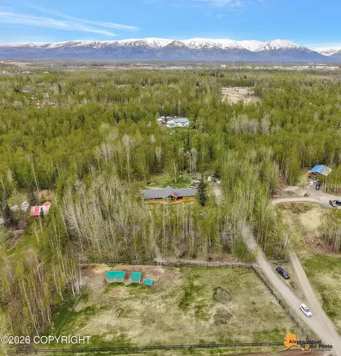View/Area - 2051 E Fairview Loop, Wasilla, AK 99654 photo 9 of 12