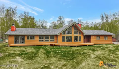 2051 E Fairview Loop, Wasilla, AK 99654