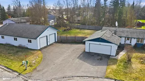 204 Pamela Ct, Kenai, AK 99611