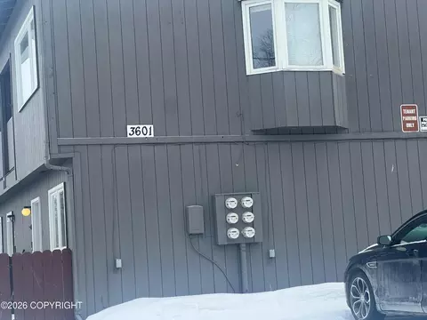 3601 Oregon Dr # 4, Anchorage, AK 99517
