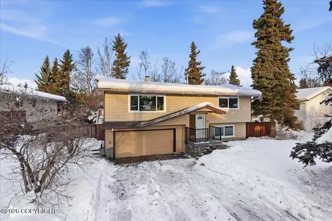 3276 Vassar Dr, Anchorage, AK 99508