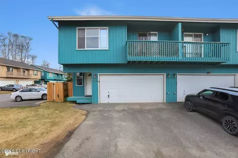 8040 Astonshire Ct, Anchorage, AK 99504