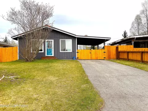 259 Bunn St, Anchorage, AK 99508