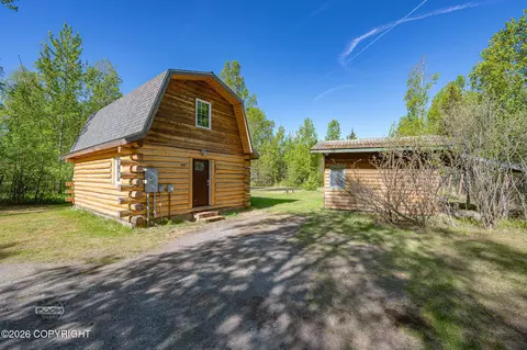 481 E Ravenswood Loop, Wasilla, AK 99654