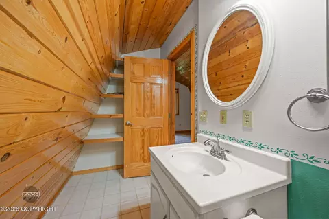 Bath - 481 E Ravenswood Loop, Wasilla, AK 99654 photo 3 of 3
