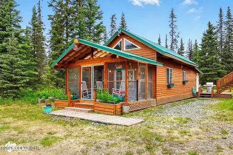 53272 Williams Rd, Kenai, AK 99611
