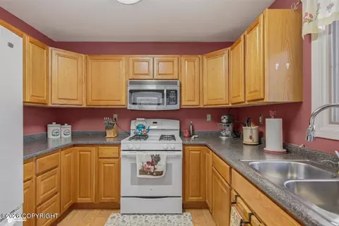 Kitchen - 10228 Donald Pl, Eagle River, AK 99577 photo 2 of 2