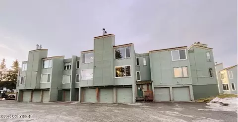 611 Copperbush Ct, Anchorage, AK 99518