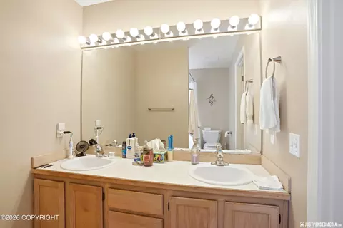 Bath - 9200 Flintlock St, Anchorage, AK 99507 photo 2 of 4