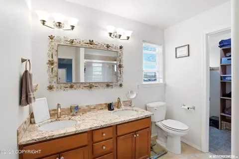 Bath - 17427 Rachel Ave, Eagle River, AK 99577 photo 3 of 4