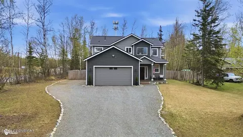 2380 E Grizzly Bear Dr, Wasilla, AK 99654