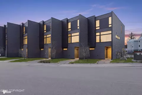 1435 W 8th Ave, Anchorage, AK 99501