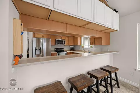 Kitchen - 20730 Mountainside Dr, Eagle River, AK 99577 photo 1 of 4