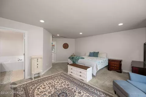 Bedroom - 20730 Mountainside Dr, Eagle River, AK 99577 photo 2 of 8