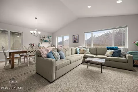 Living - 20730 Mountainside Dr, Eagle River, AK 99577 photo 2 of 6