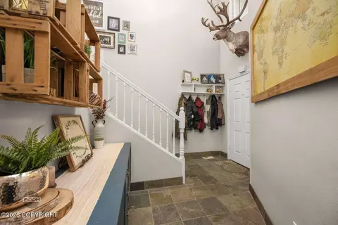 Entry Way - 20730 Mountainside Dr, Eagle River, AK 99577 photo 3 of 5