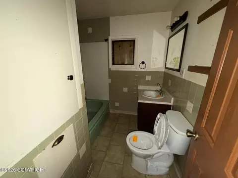 Bath - 2337 E 86th Ct, Anchorage, AK 99507 photo 1 of 2