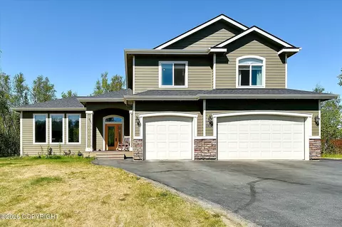 7913 E Wolf Creek Rd, Wasilla, AK 99654
