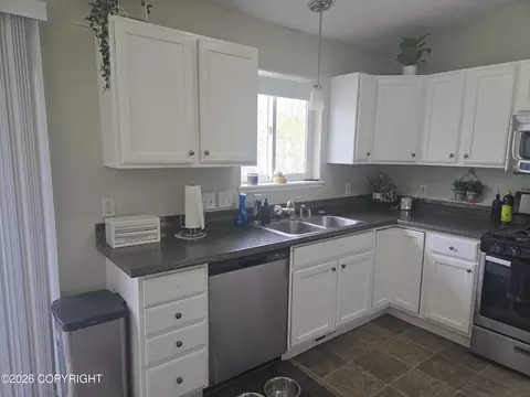 Kitchen - 1960 N Patsy St, Wasilla, AK 99654 photo 6 of 8