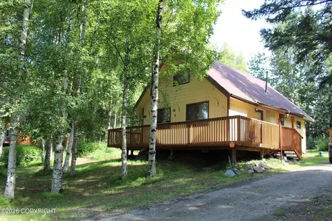 1656 N Pioneer Peak Dr, Wasilla, AK 99654