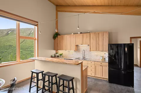 Kitchen - 835 Hiland Rd, Eagle River, AK 99577 photo 2 of 8