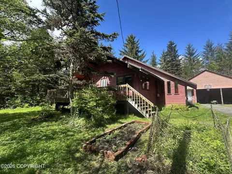 105 Cornelius Rd, Petersburg, AK 99833