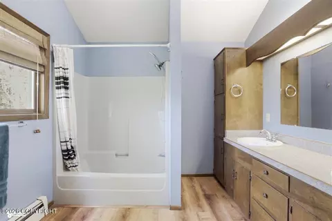 Bath - 21818 Cloverleaf Rd, Chugiak, AK 99567 photo 3 of 7