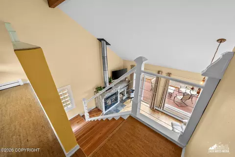 Entry Way - 8201 Robert Dr, Anchorage, AK 99516 photo 3 of 6