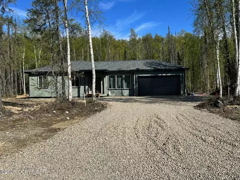 1616 N Kerrylynn Ln, Wasilla, AK 99623