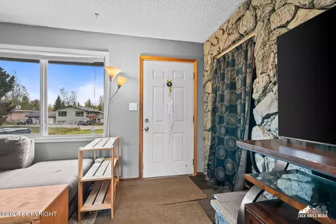 Entry Way - 647 E 73rd Ave, Anchorage, AK 99518 photo 5 of 6