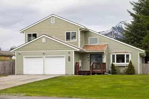 8412 Decoy Blvd, Juneau, AK 99801