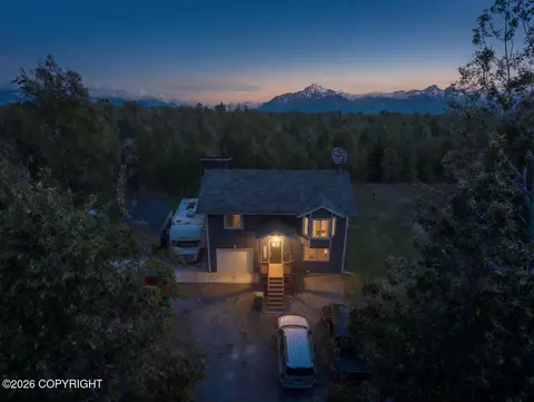 3975 N Black Bear Cir, Wasilla, AK 99654