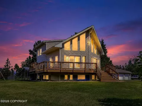 4501 N Slumber Dr, Palmer, AK 99645