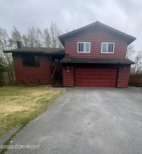 2821 Kingfisher Dr, Anchorage, AK 99502