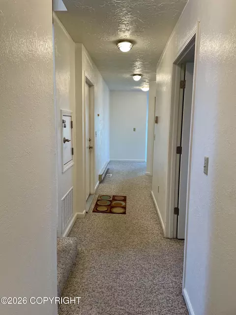 Entry Way - 19170 Fish Hatchery Rd, Eagle River, AK 99577 photo 4 of 4