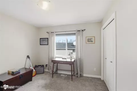 Bedroom - 16555 Baird Cir, Eagle River, AK 99577 photo 4 of 7