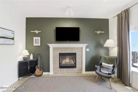 Living - 16555 Baird Cir, Eagle River, AK 99577 photo 2 of 4