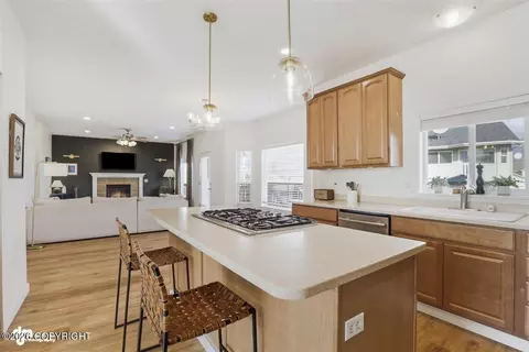 Kitchen - 16555 Baird Cir, Eagle River, AK 99577 photo 6 of 6