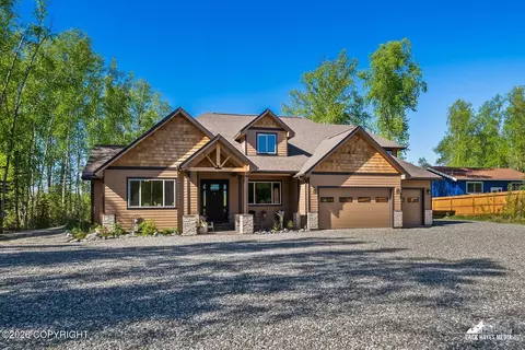 14009 W Big Lake Rd, Wasilla, AK 99654
