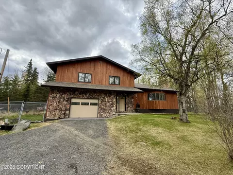 5220 Swallow Dr, Kenai, AK 99611