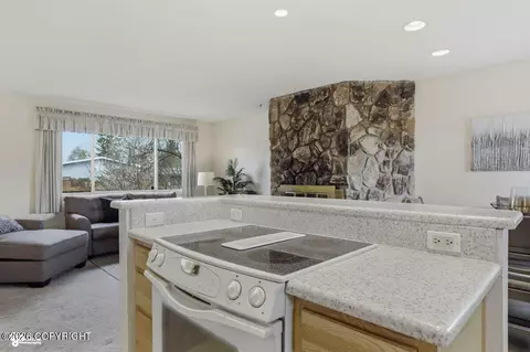 Kitchen - 3604 E 18th Ave, Anchorage, AK 99508 photo 3 of 4