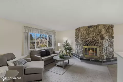 Living - 3604 E 18th Ave, Anchorage, AK 99508 photo 1 of 2